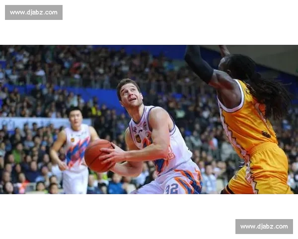 圣洛伦索迎战坦珀利焦点对决解析与赛前前瞻实力走势与胜负看点