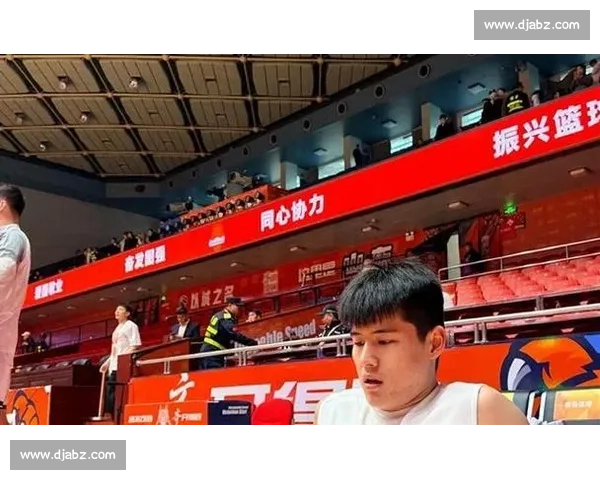 山东男篮对阵八一铁军焦点之战赛场风云再起谁主沉浮引爆球迷热议 山东男篮对阵八一铁军焦点之战赛场风云再起谁主沉浮引爆球迷热议